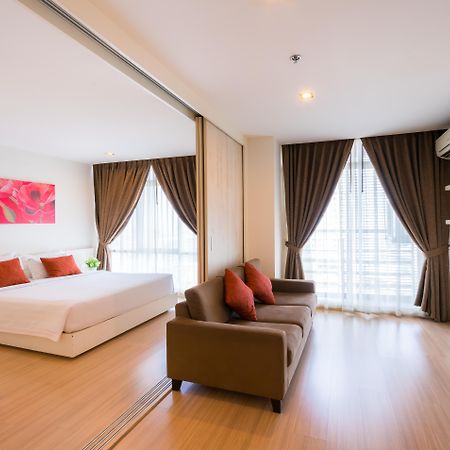 Brighton Hotel Bangkok Buitenkant foto