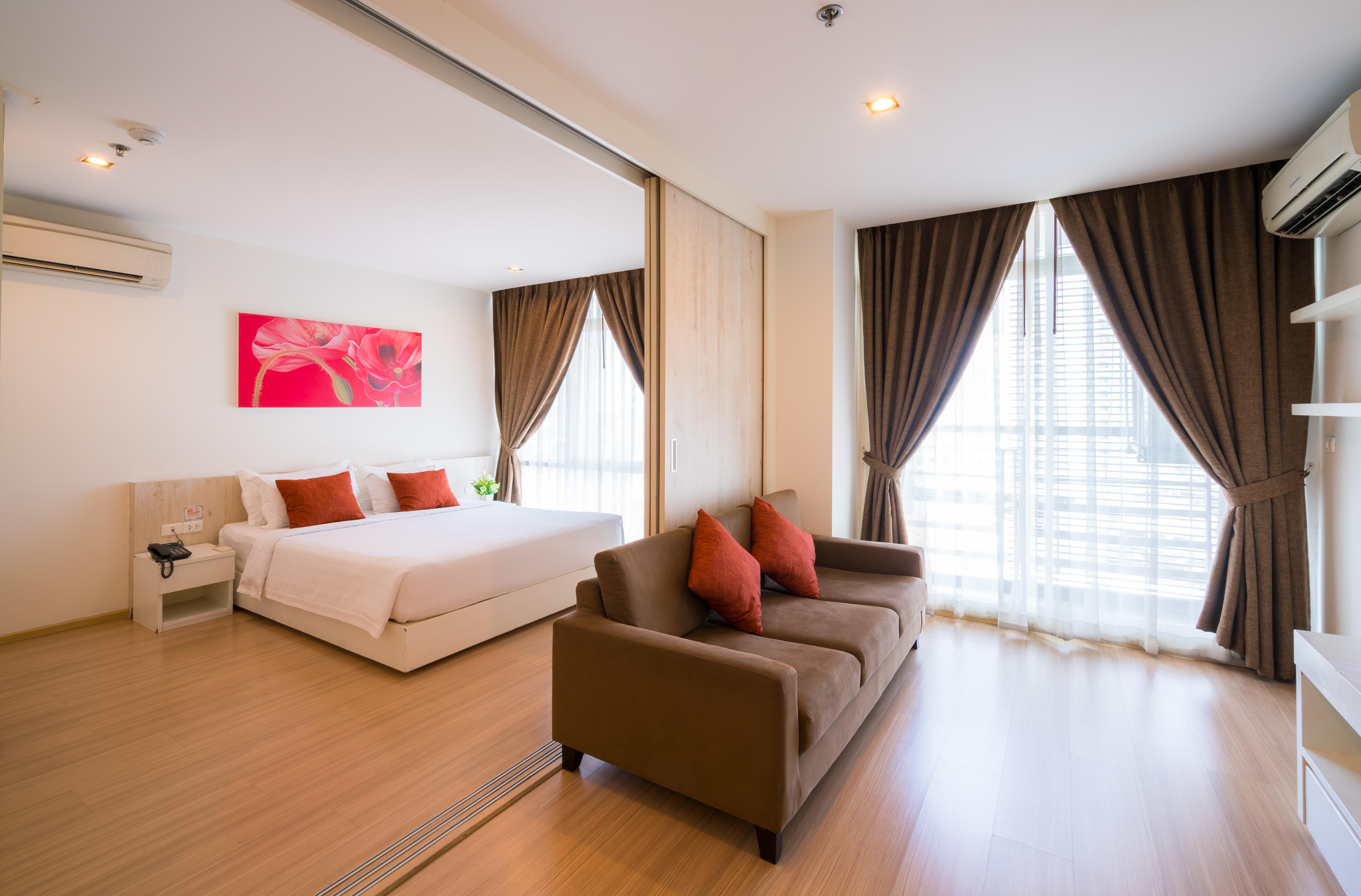 Brighton Hotel Bangkok Buitenkant foto